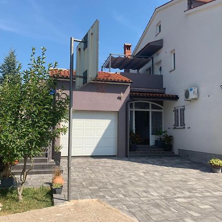 Luna Apartment Pula Exterior photo