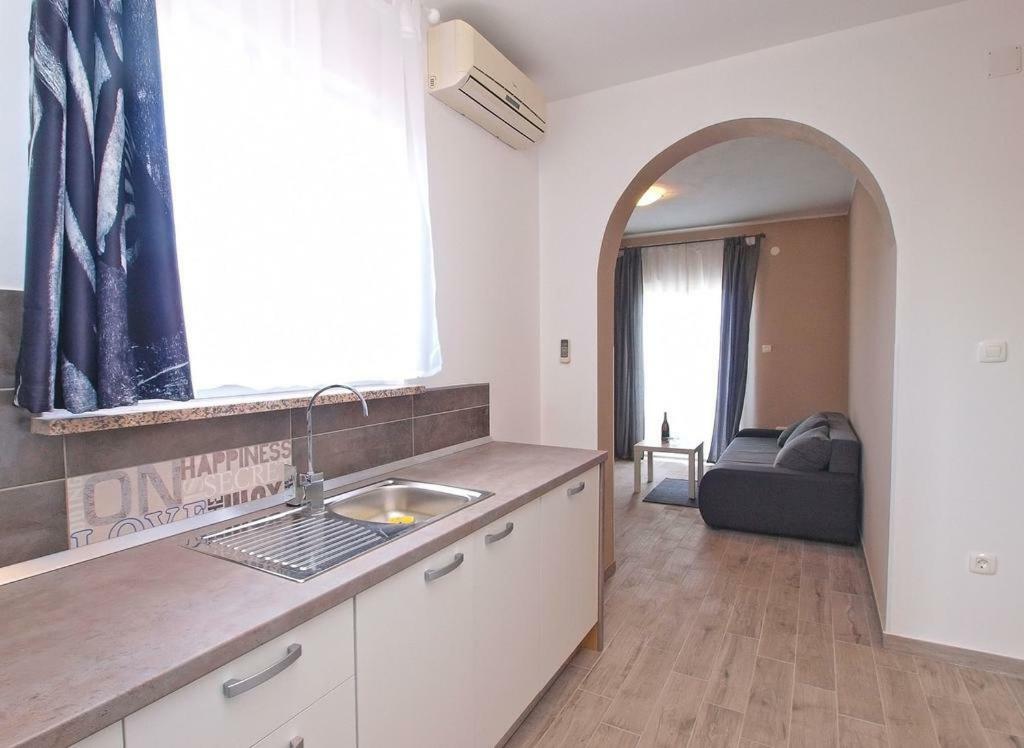 Luna Apartment Pula Exterior photo